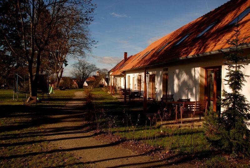 Hotel Veverci Dvur Rosec Exterior foto